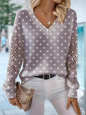 Polka Dot V-Neck Pullover Sweater in Lavender Size Large